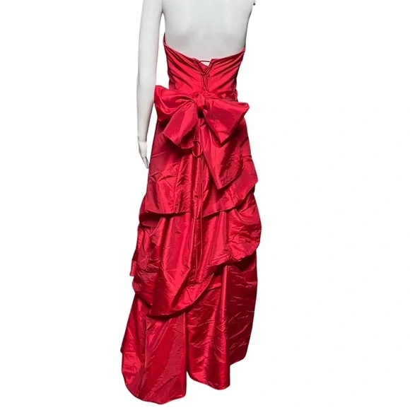 Pacific Plex - Women’s Elegant Red Strapless Prom Dress Sz. Large - Picture 3 of 7